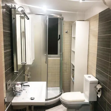 Apartament In The Heart Of *